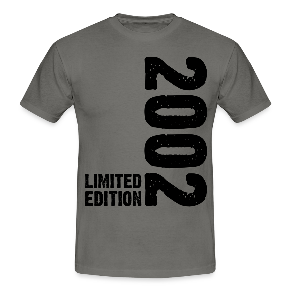 18. Geburtstag Geboren 2002 Limited Edition Retro Männer T-Shirt - graphite grey